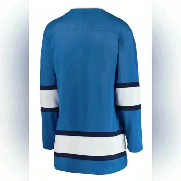 🆕Women |  Winnipeg Jets NHL Jersey - Picture 3 of 16